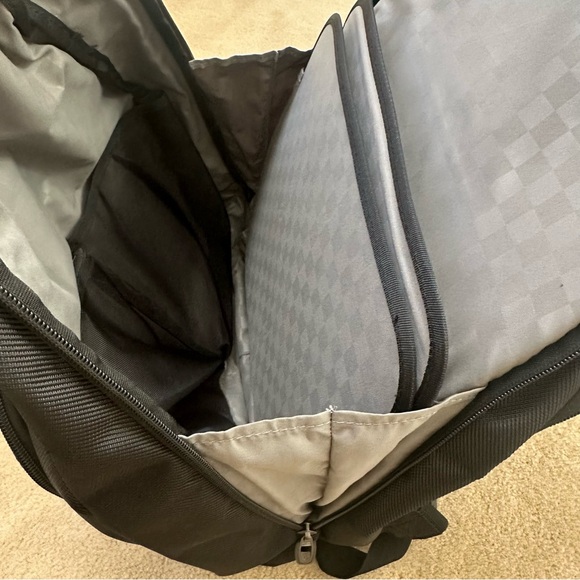 Samsonite Black Backpack - Picture 7 of 13